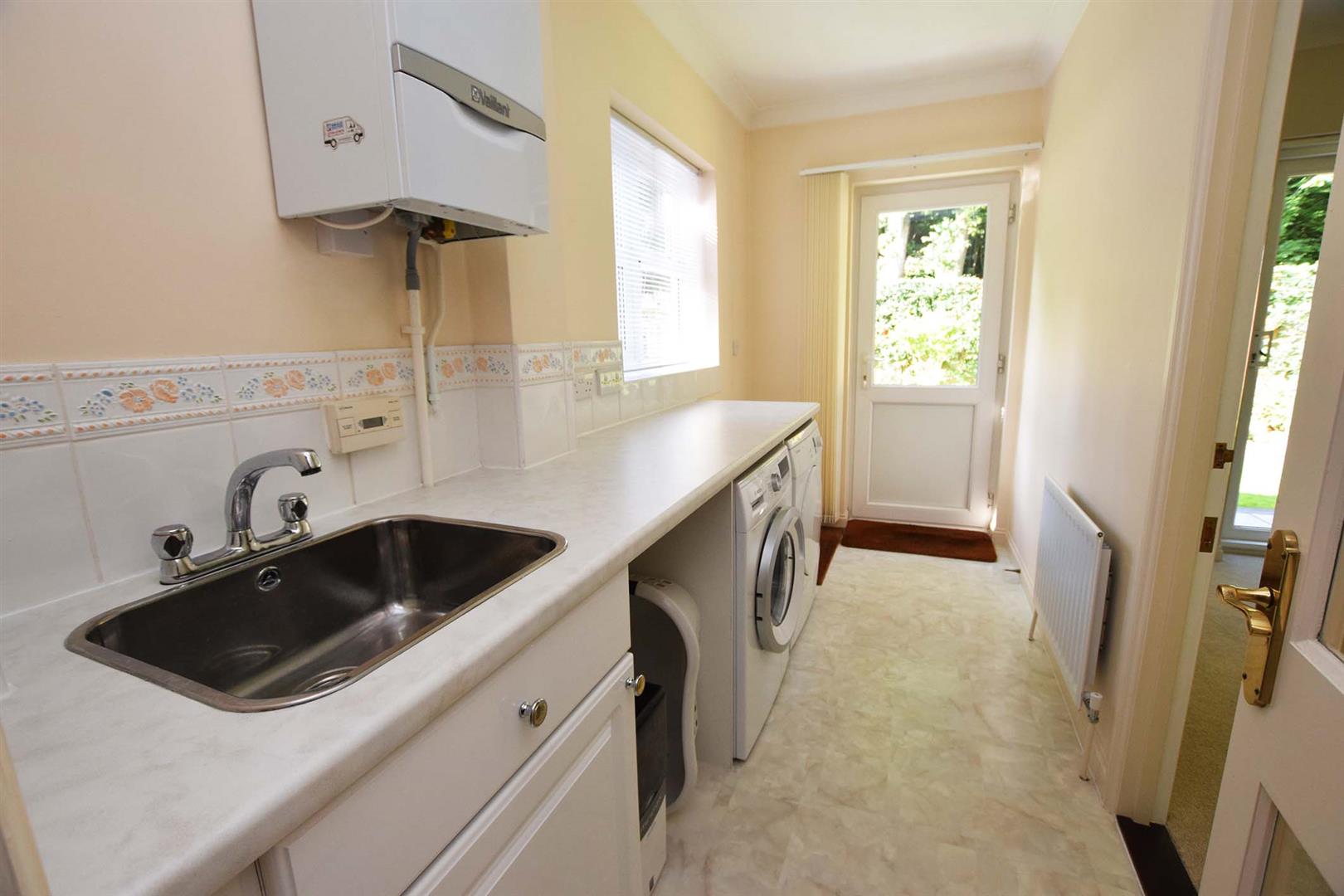 Lamplighters Close, Hempstead, Gillingham Harrisons Reeve Rainham